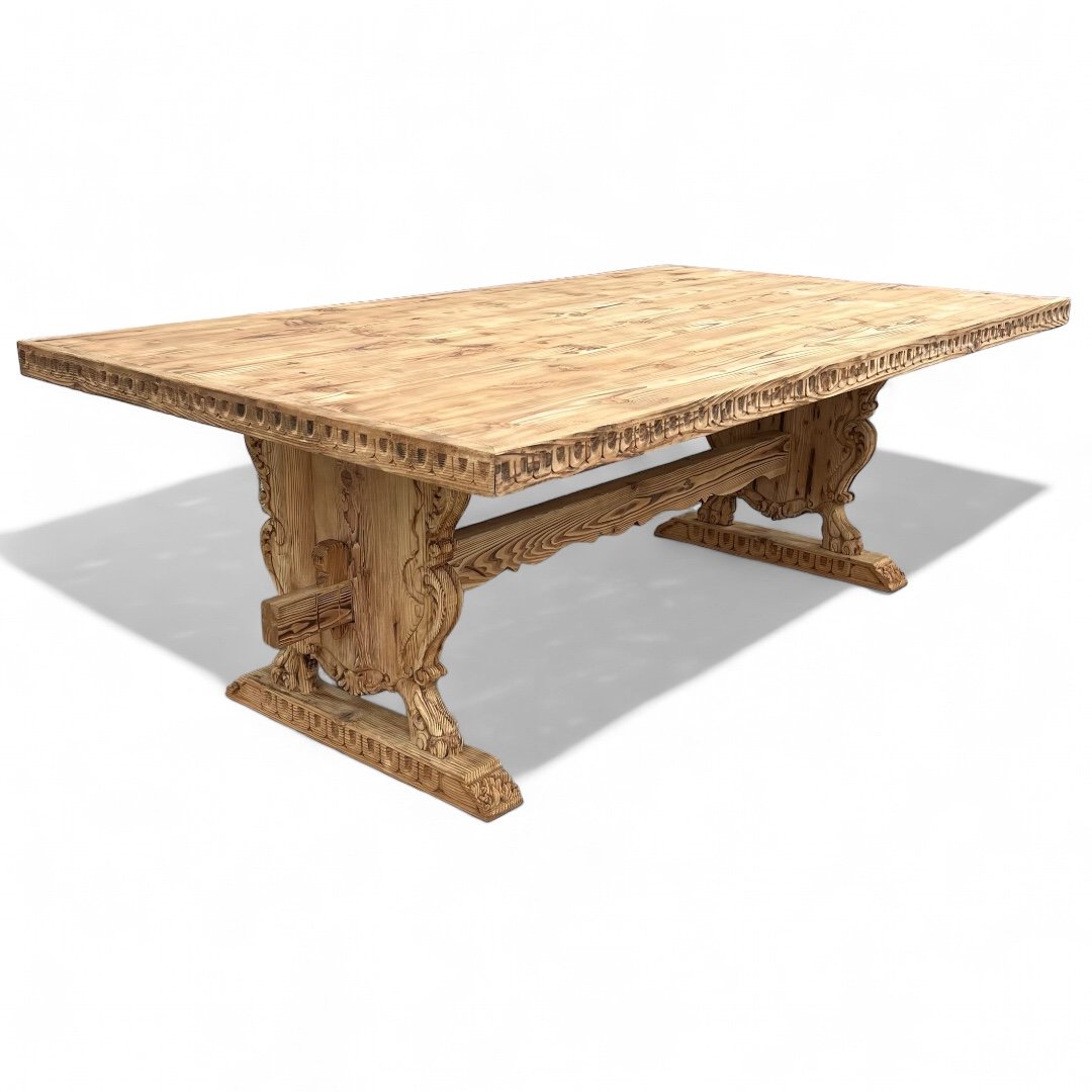 Mesa comedor tallado